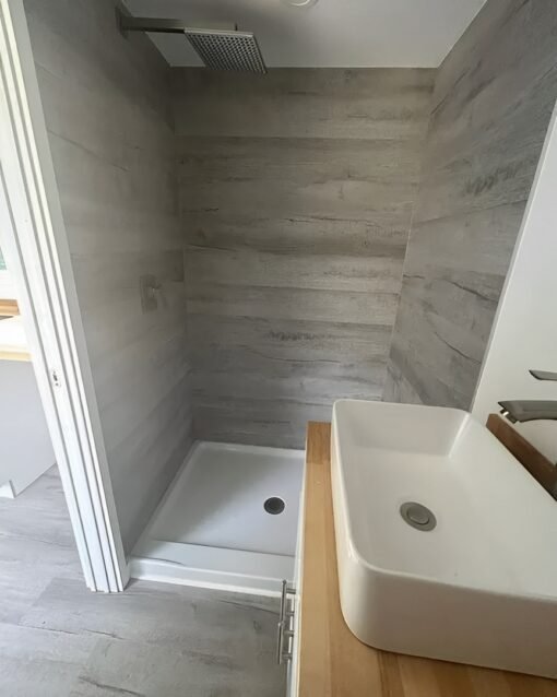 20ft x 8ft Portable Container House On Wheels - Image 4