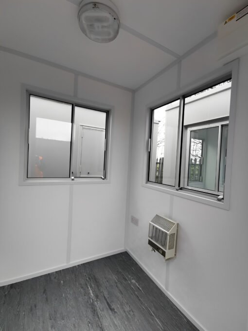 6Ft x 6Ft Single Guard Hut - Image 3