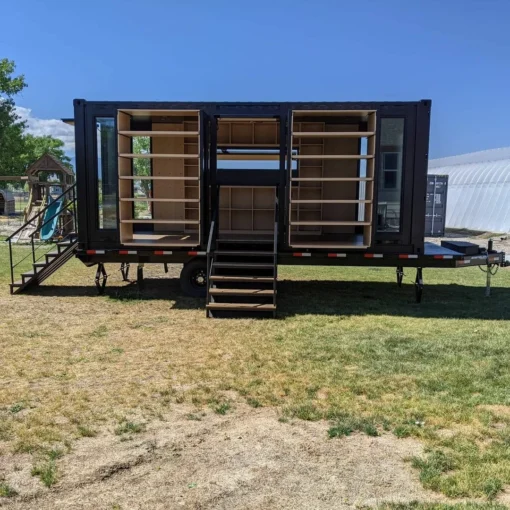 Custom 20ft Shipping Shopping Container on Wheels - Image 3