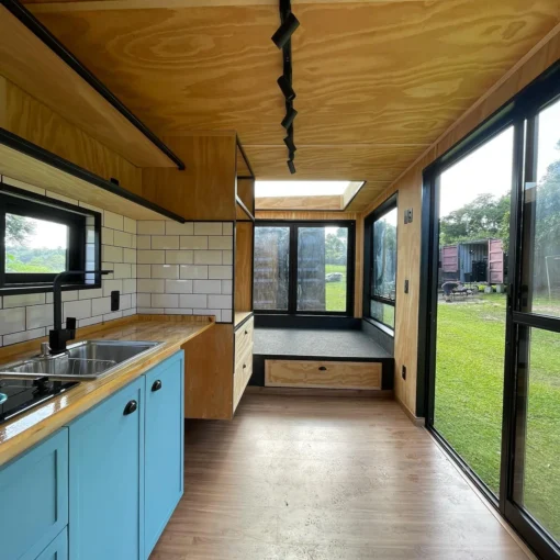 Custom 20ft Cozy Cabin Container House - Image 8