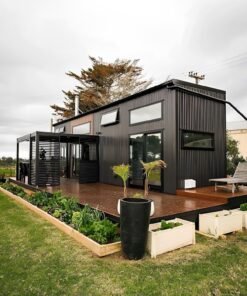 Alternative view of Luxury 40ft prefab container house with easy-folding sandwich panels.