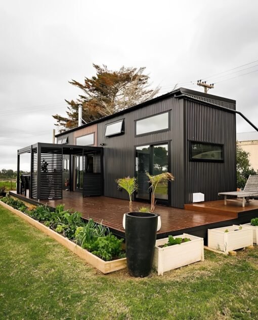 Luxury 40ft prefab container house with easy-folding sandwich panels. - Image 2